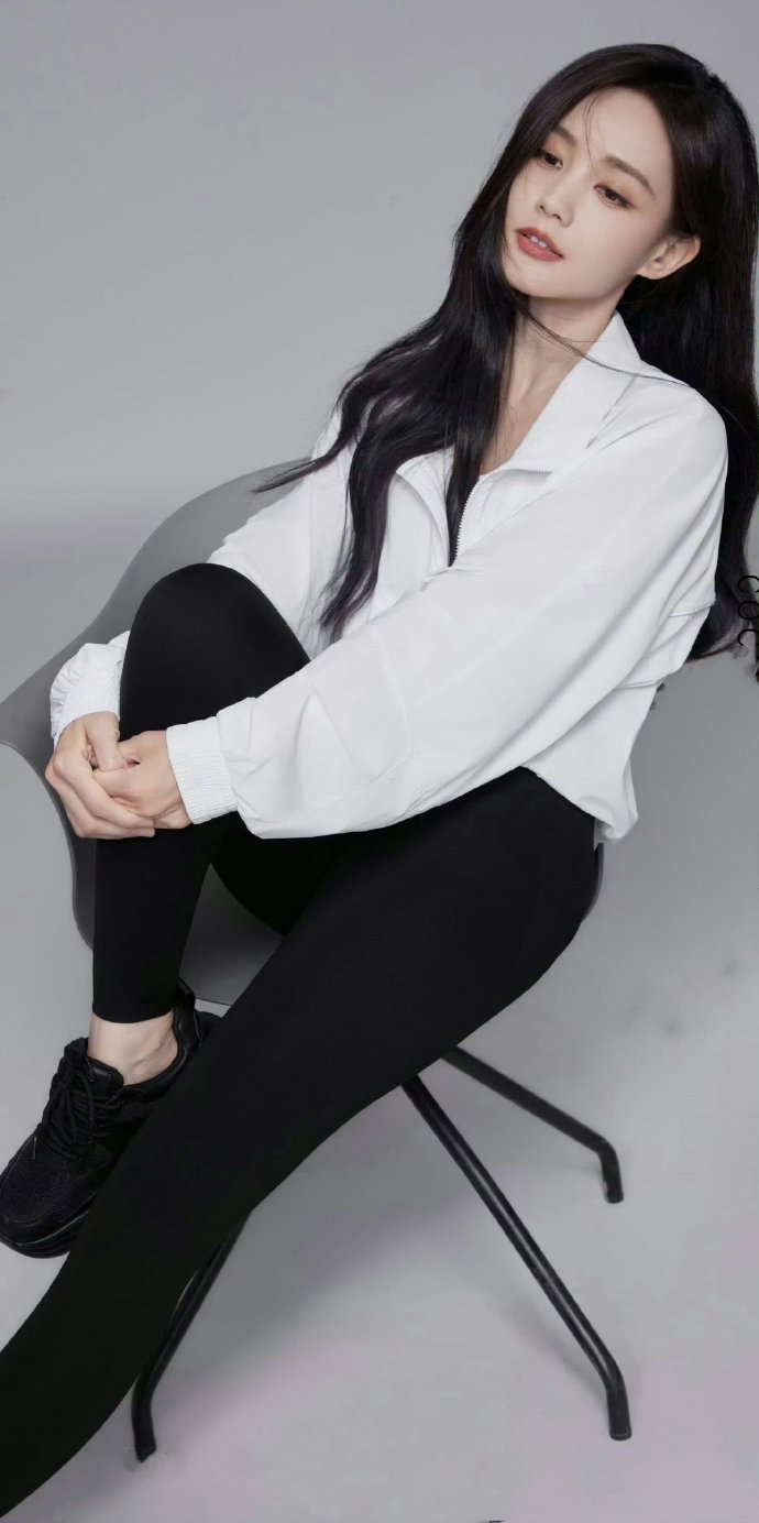 国[家空]间天气监测预警中心发布地磁暴红色预警报道