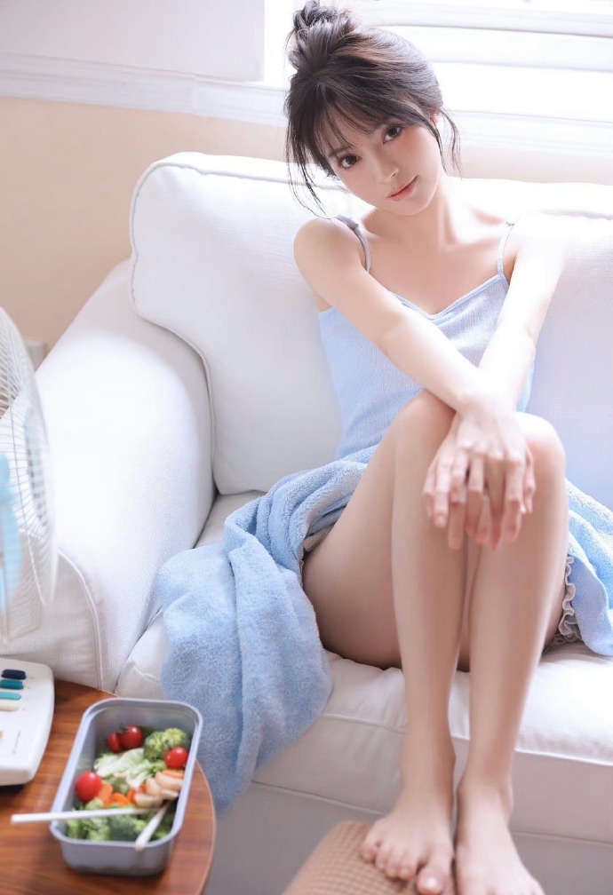 中国与格鲁吉{亚互}免签证协定将于5月28【日生】效