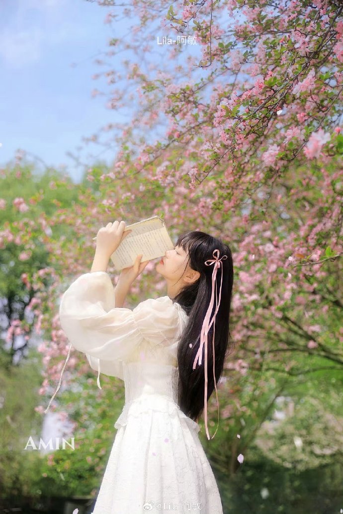 突[发公]告：离婚！女方分走40亿元