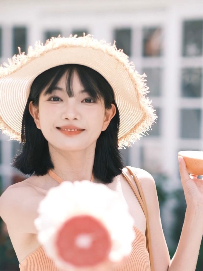 现场_编造“浦东海滩女童走失”相关谣言，一团伙12名{「成员」}已被移送起诉