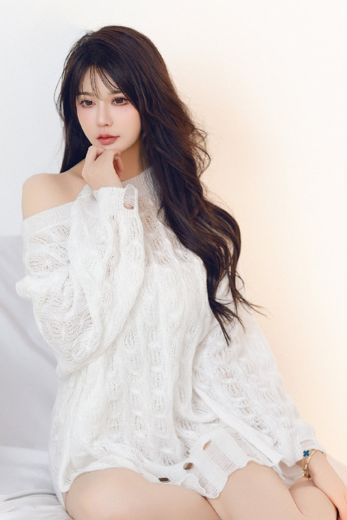 国家统计局：一季度餐饮收入同【比增长】1『0.』8%