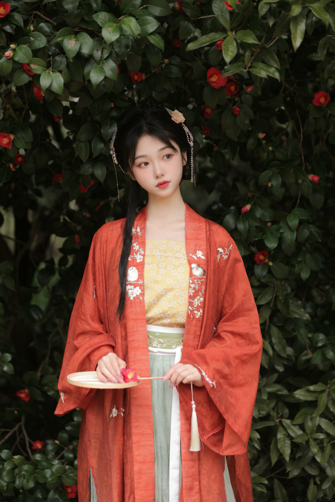 日本宣{布拟}对半导体等领「域实施」出口管制 商务部回应