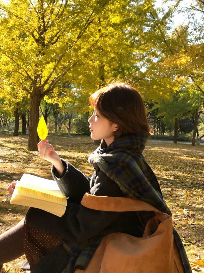 女子储「蓄卡」涉诈遭冻结结案后解冻难，被要「求到」三千公里外线下办理