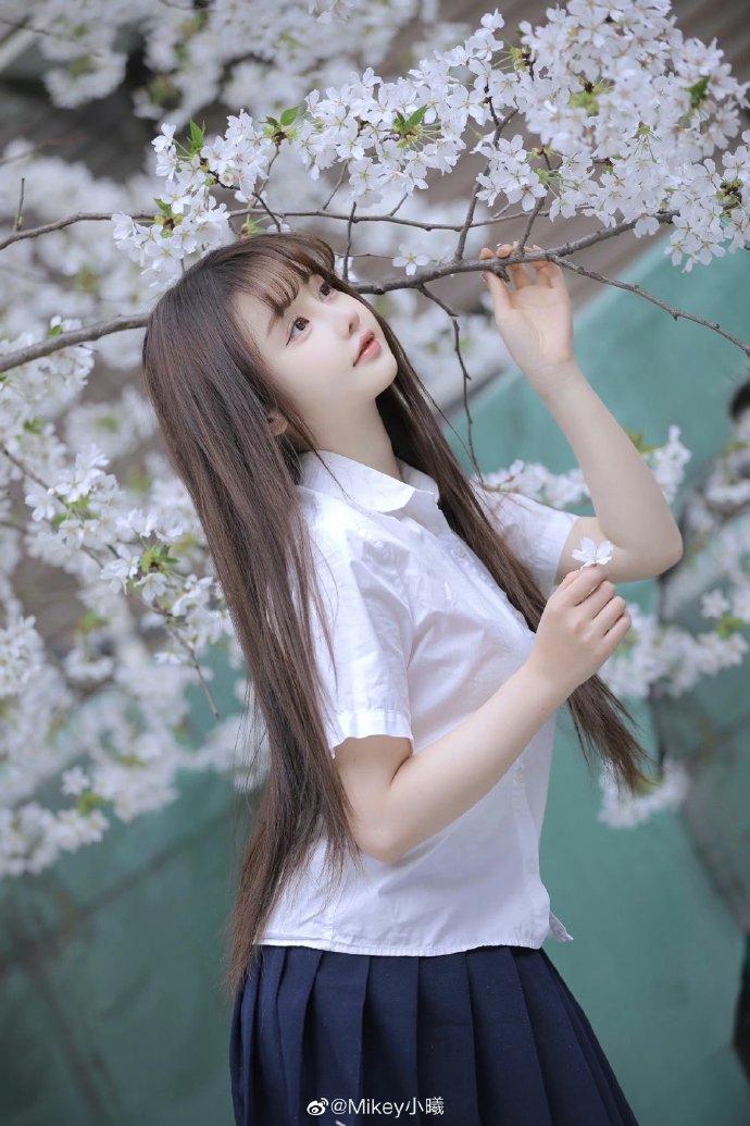 今日热议★省委『书记』接待来访群众，现场研究解决问题，逐一回应