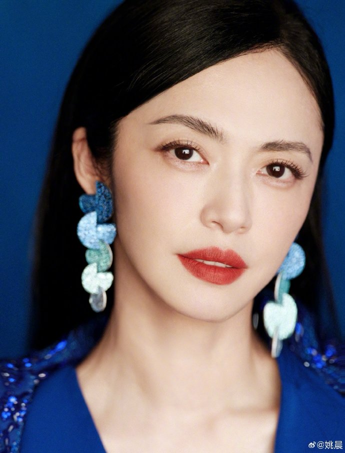 【国务院】任命华春莹为外交部副部长