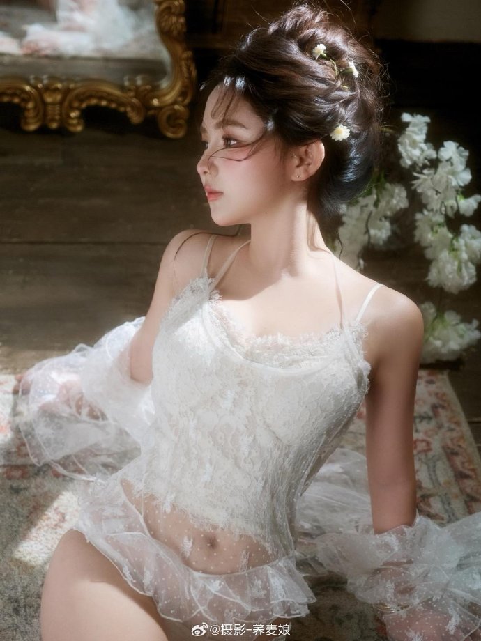 外交部：德国[总理朔]尔茨访华 中德一致同意{继续加}强战略沟通